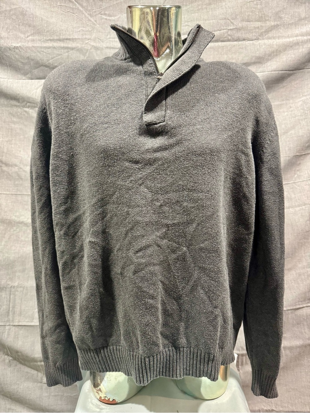 Men's Grey Half-Zip Knit Sweater - Classic Pullover